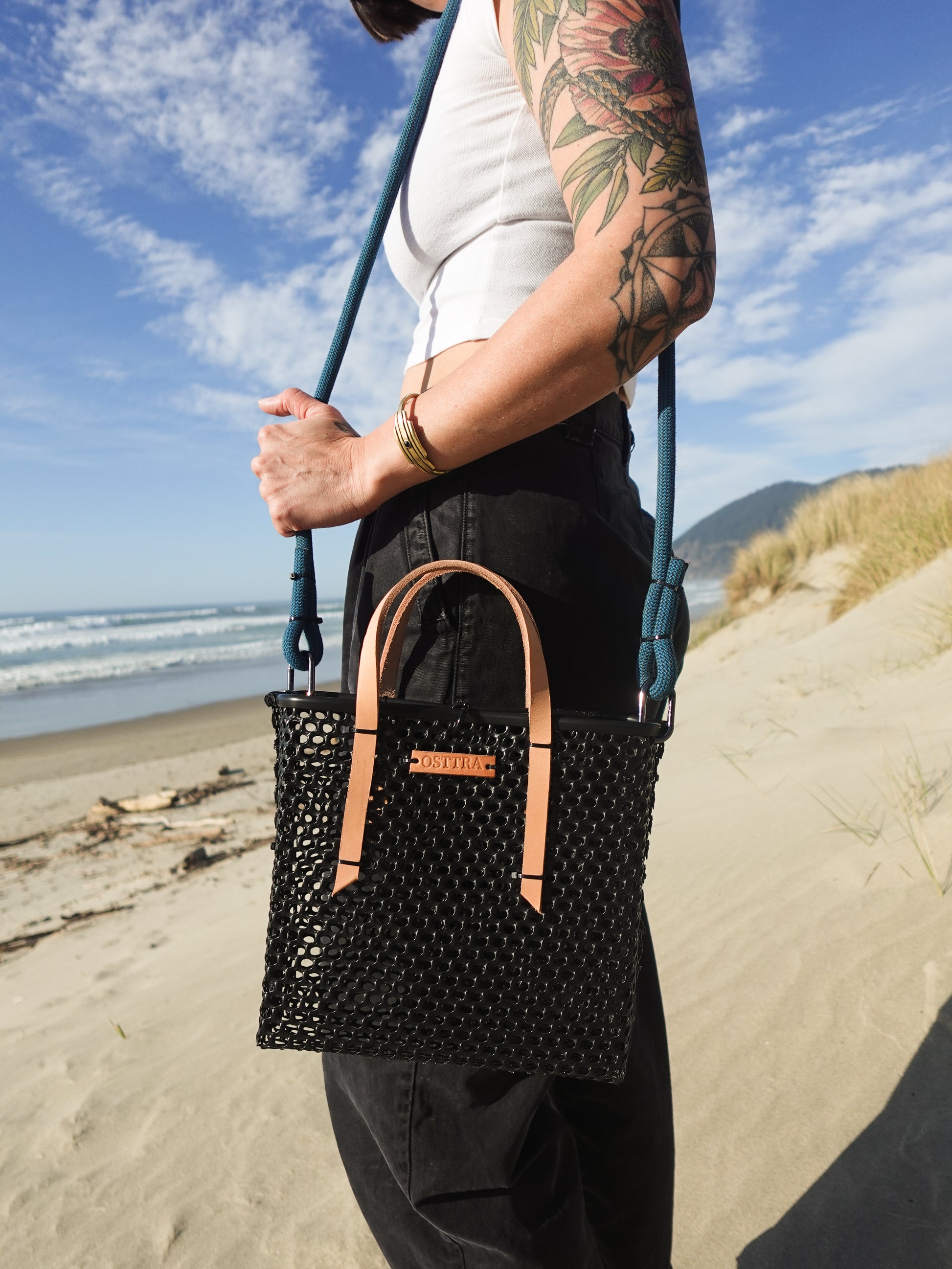 forager bag deep blue